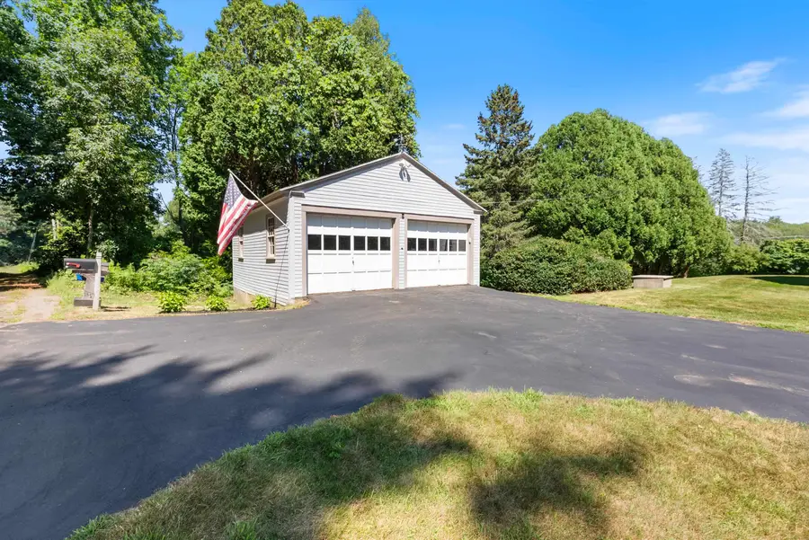 10 Old Amesbury Road, Kensington, NH 03833 - #3