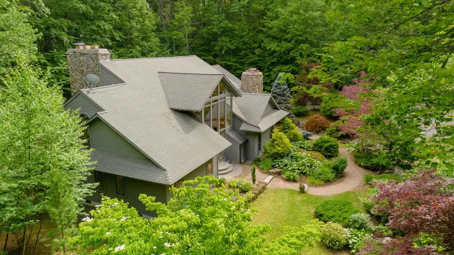 5 Farmington Road, Amherst, NH 03031 - #3