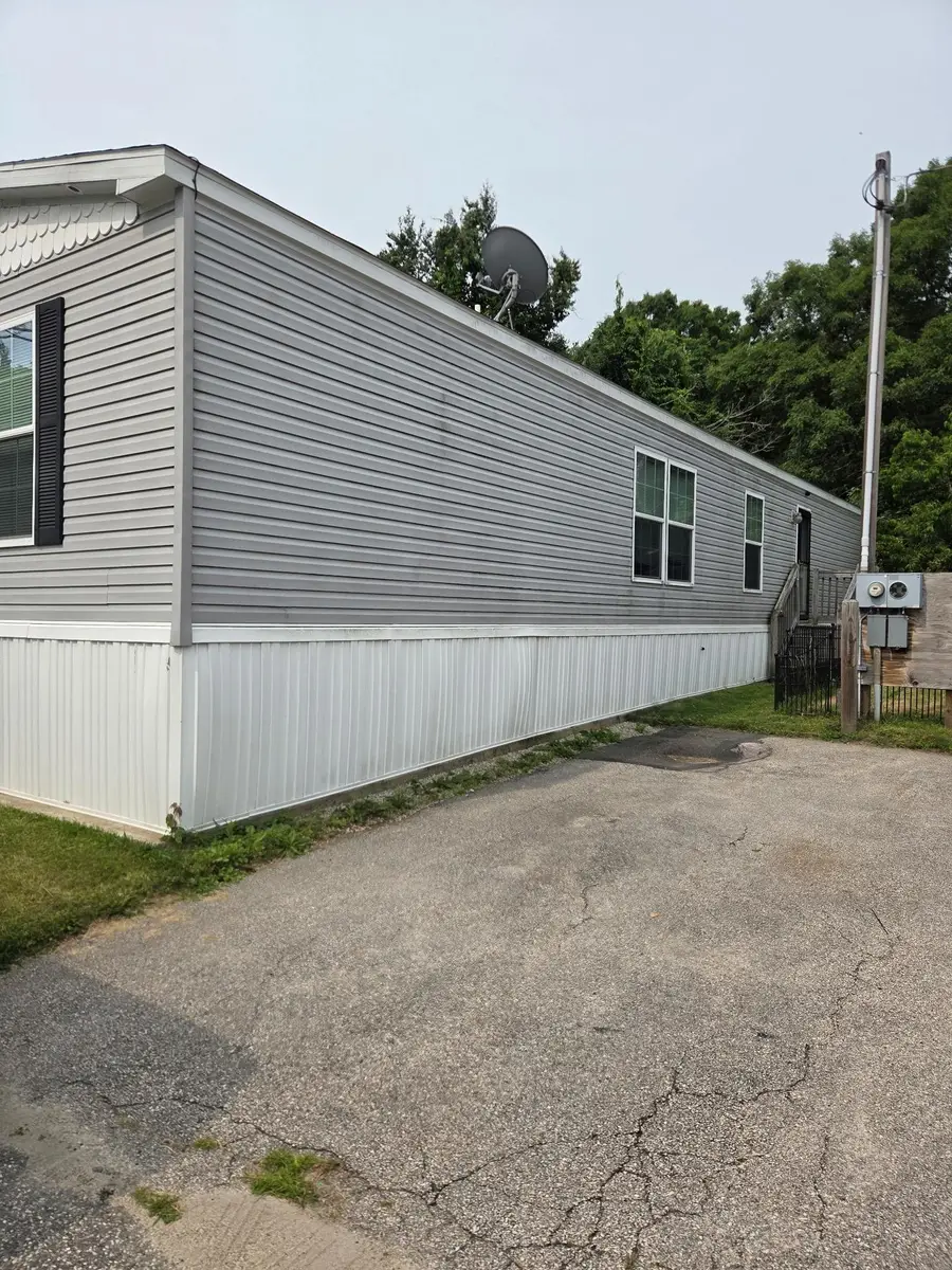 4 Mobile Drive, Hudson, NH 03051 - #2