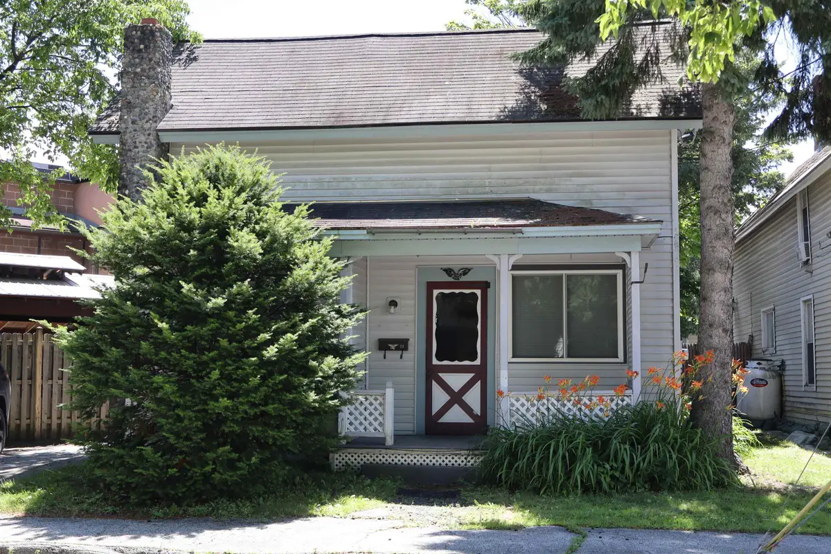 11 First Street, Barre, VT 05641 - #1