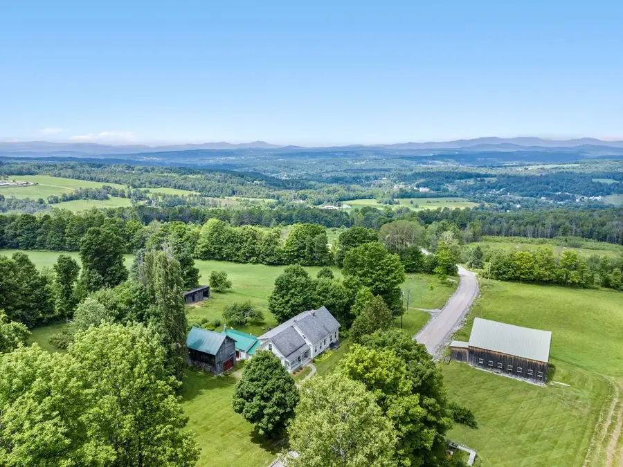 858 East Hill Road, Plainfield, VT 05667 - #3