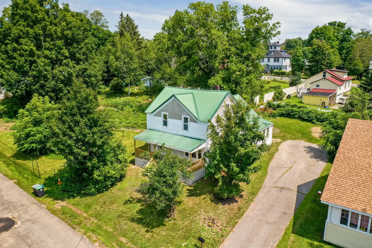 17 Charles Street, Franklin, NH 03235 - #1