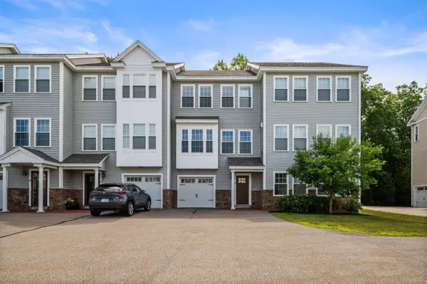 39 Acadia Lane, Exeter, NH 03833