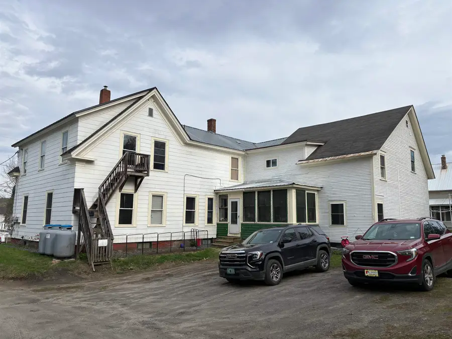 98 Williams Street, Lyndonville, VT 05851 - #3