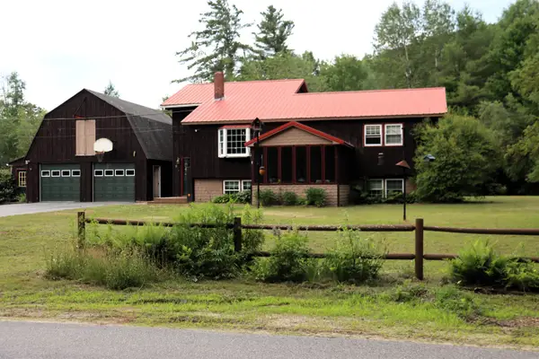9 Glover Road, Rumford, ME 04276