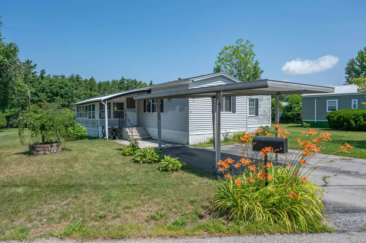 6 Embassy Avenue, Hooksett, NH 03106 - #1