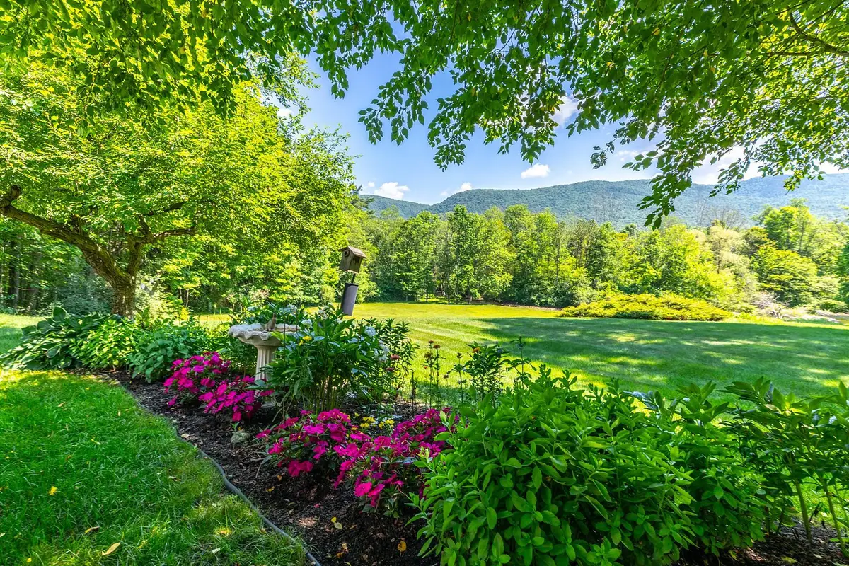 866 East Manchester Road, Manchester Center, VT 05255 - #1