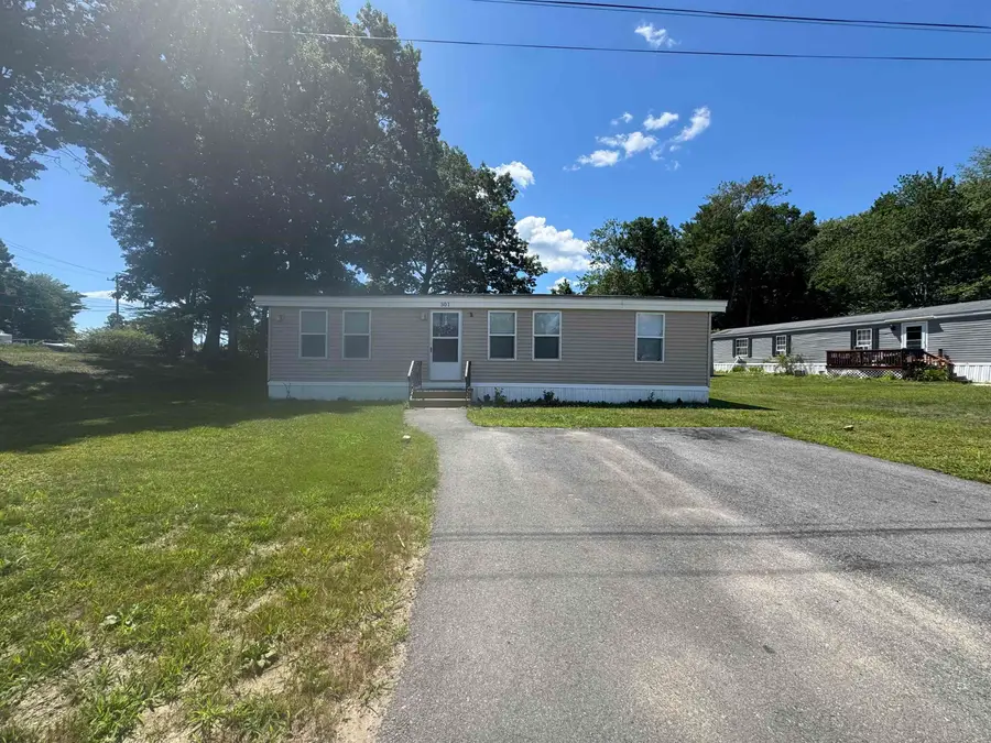 301 Sherwood Glen, Somersworth, NH 03878 - #3