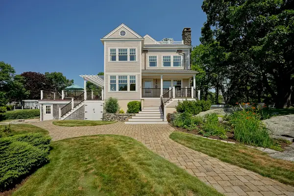 26 Neptune Drive, Rye, NH 03870