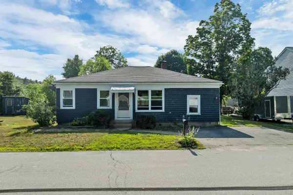 3 Pond Street, Newmarket, NH 03857