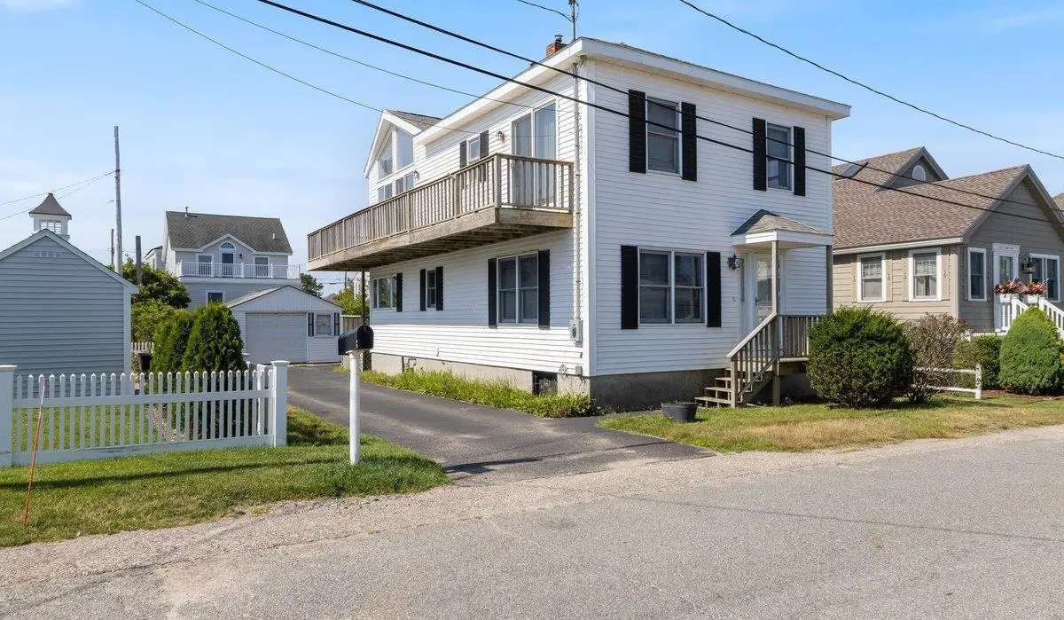 1 twelfth Street, Hampton, NH 03842 - #1