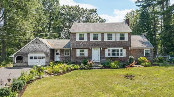 17 Reeds Ferry Way, Merrimack, NH 03054