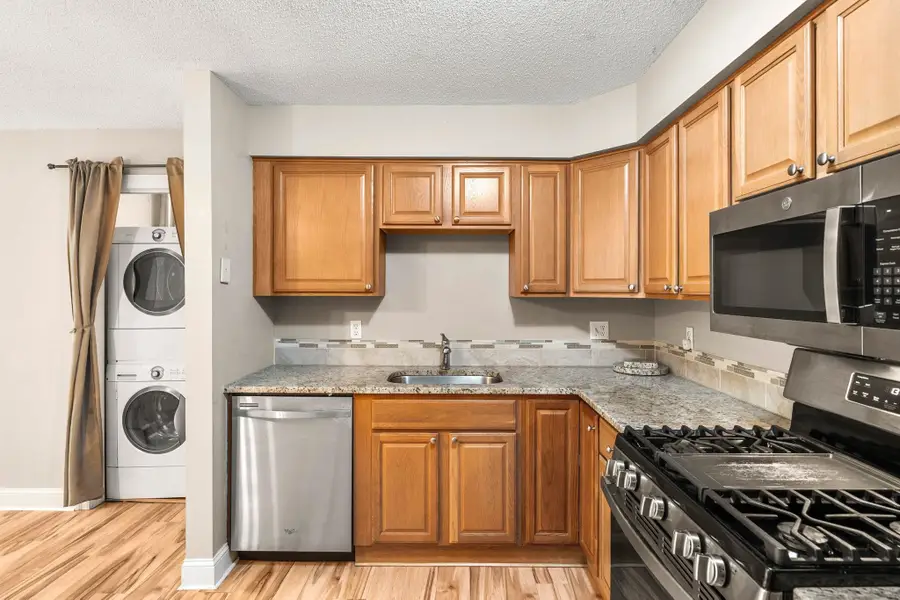 50 Brookside Drive #J7, Exeter, NH 03833 - #3