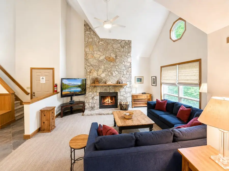 4 Sportscenter Village Way #B33, Dover, VT 05356 - #2