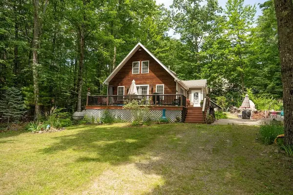 29 Casson Street, Moultonborough, NH 03254