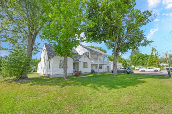 25 Millham Court, South Burlington, VT 05403