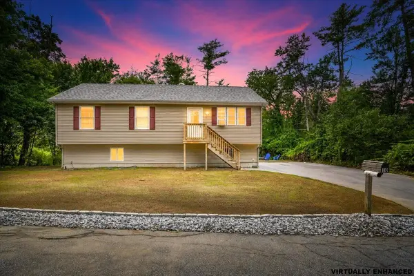 10 Patricia Avenue, Raymond, NH 03077