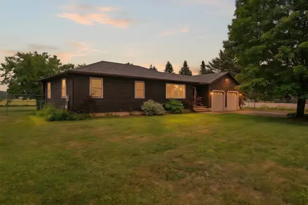 18 Plains Drive, Johnson, VT 05656