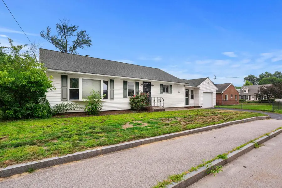 14 Burke Street, Nashua, NH 03060 - #2