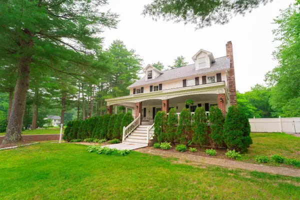 12 Beech Hill Drive, Londonderry, NH 03053