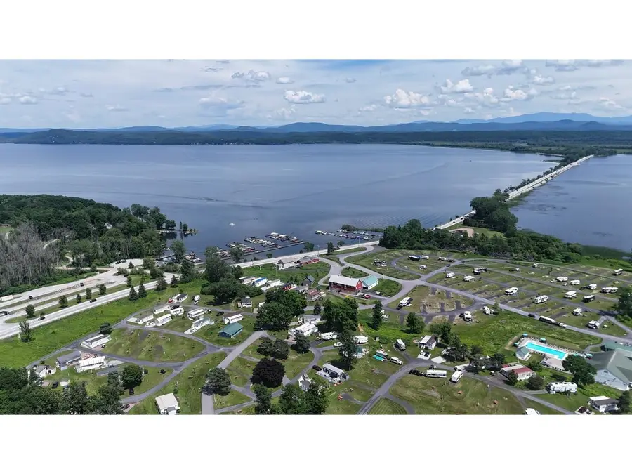 33 Island Circle, South Hero, VT 05486 - #2