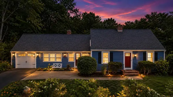 27 Baker Street, Hudson, NH 03051