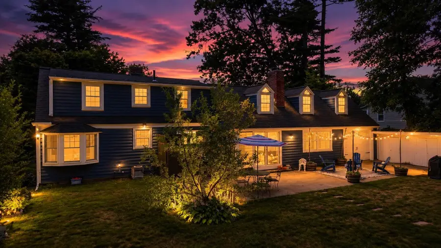 27 Baker Street, Hudson, NH 03051 - #2
