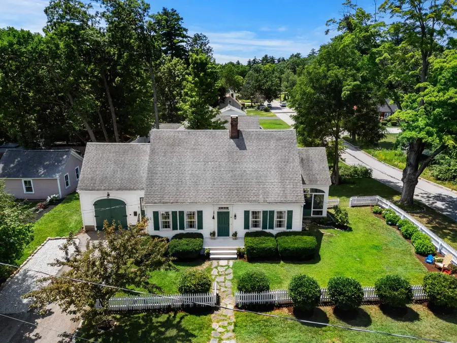 16 Brookline Street, Nashua, NH 03064 - #2