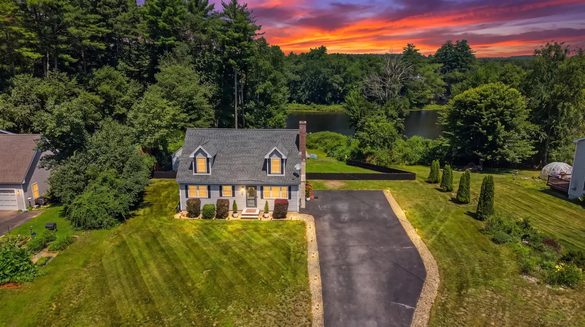 27 Old Manchester Road, Raymond, NH 03077 - #1