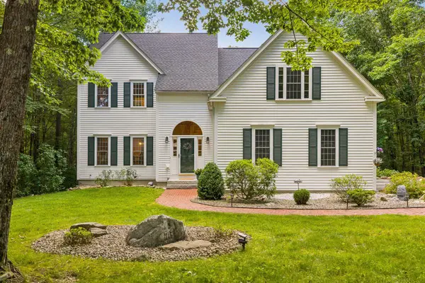 14 Whittier Drive, Bow, NH 03304