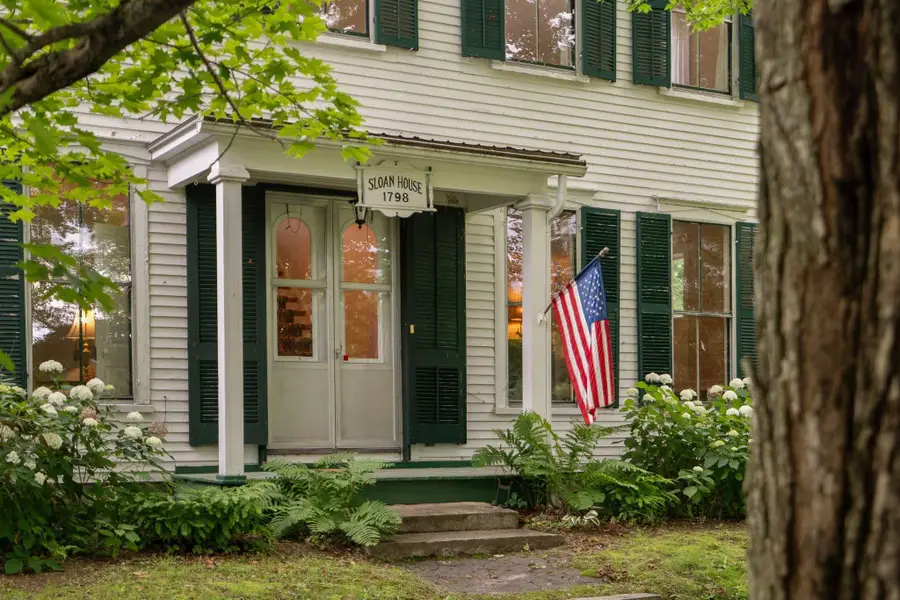 52 School Street, Haverhill, NH 03765 - #2