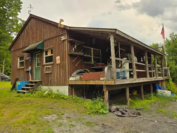 237 Upper Maloney Road, Brookfield, VT 05036