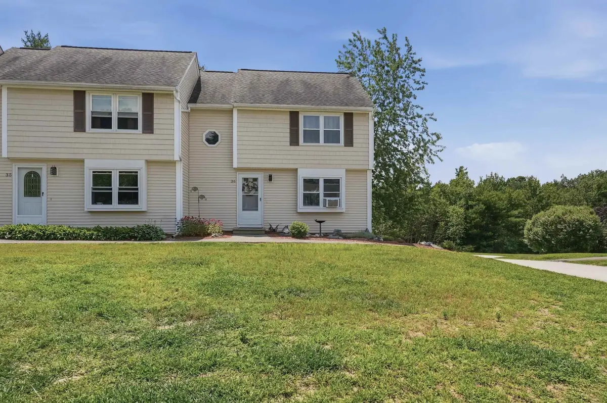 36 Scott Lane, Sandown, NH 03873 - #1