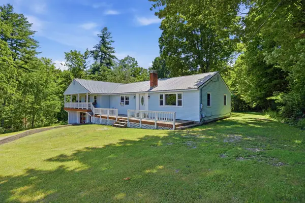 38 Storrs Drive, Loudon, NH 03307