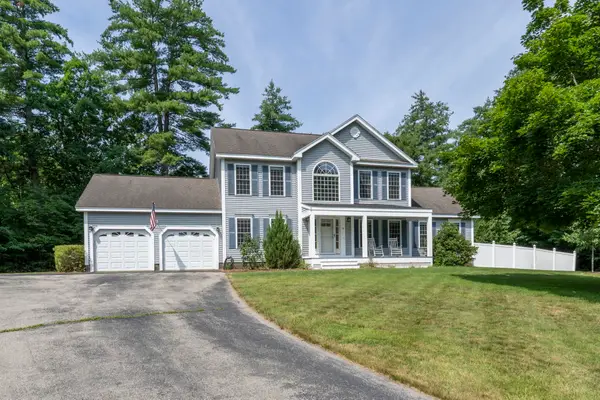 14 Naumkeag Court, Litchfield, NH 03052