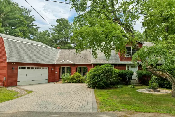4 Highland Avenue, Goffstown, NH 03045