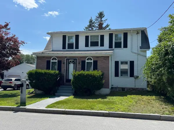 74 Hobart Street, Manchester, NH 03104