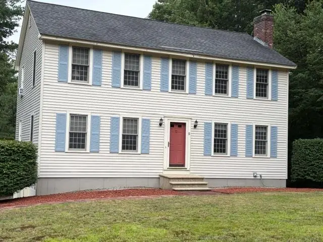 5 McEnroe Drive, Londonderry, NH 03053 - #1