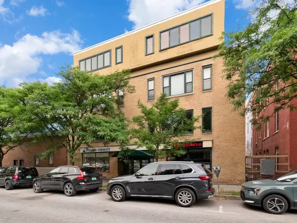 230 College Street #4, Burlington, VT 05401