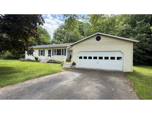 638 Nottingham Drive, Georgia, VT 05468