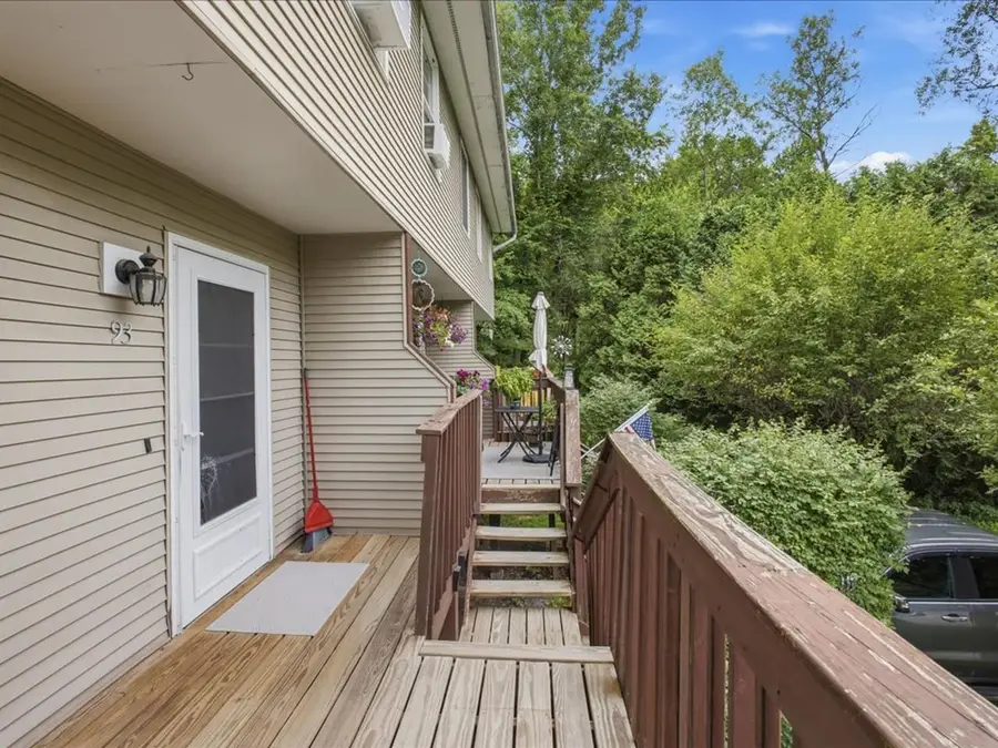 93 East Main Street, Richmond, VT 05477 - #2