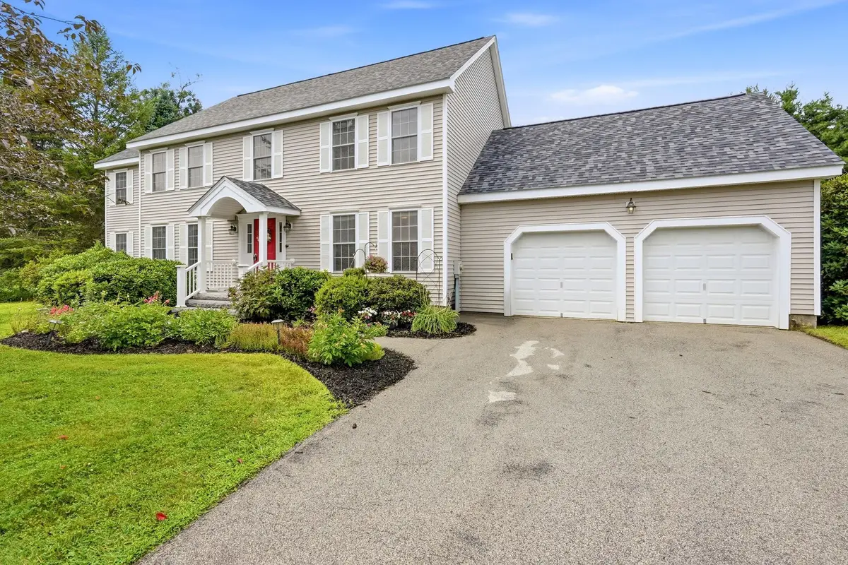14 Sweet William Circle, Nashua, NH 03062 - #1