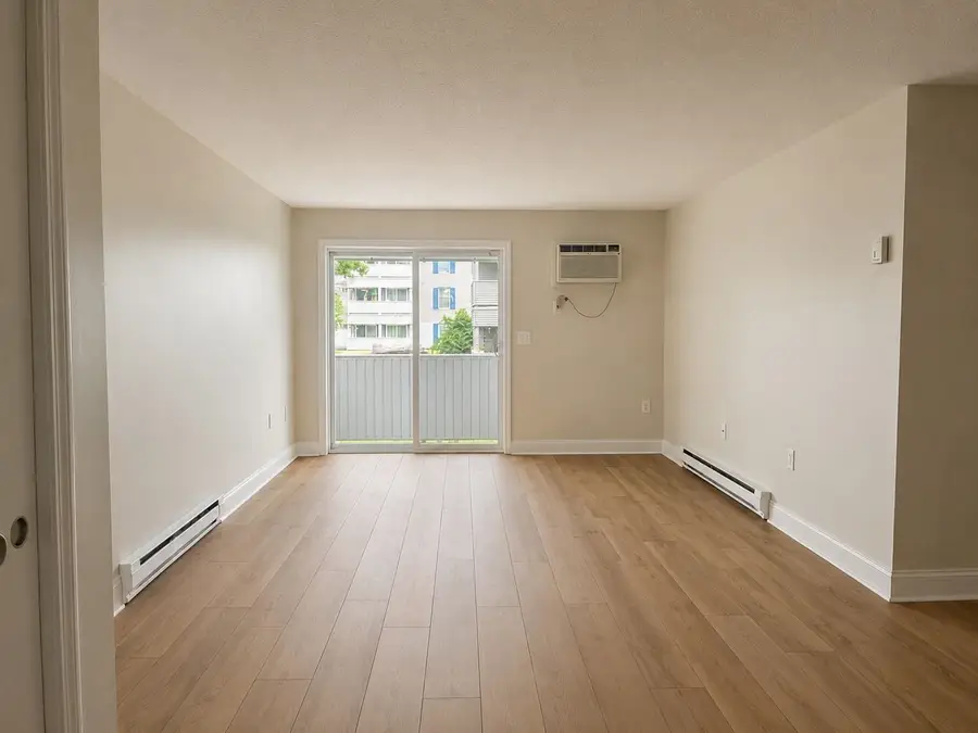 108 Eastern Avenue #201, Manchester, NH 03104 - #3