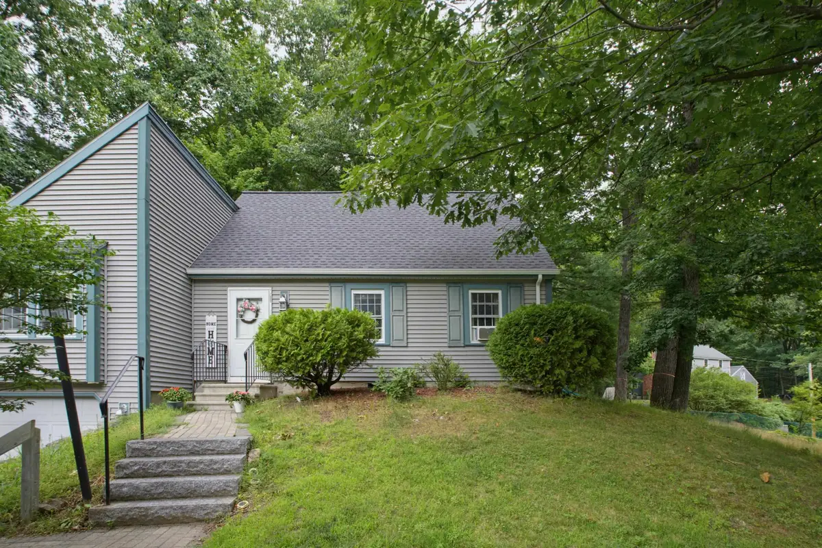 21 Shelburne Road, Nashua, NH 03063 - #1