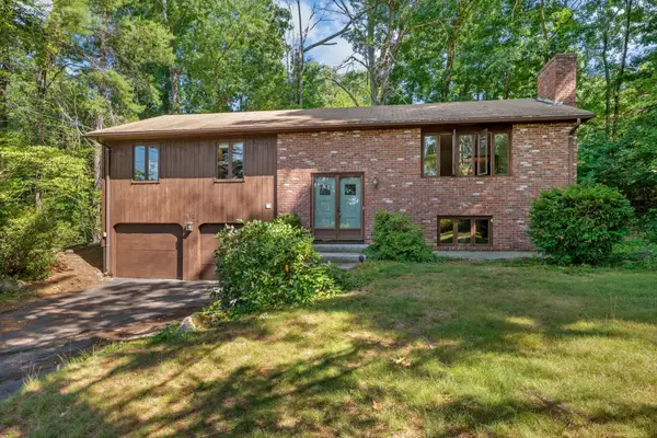 312 Walnut Hill Avenue, Manchester, NH 03104