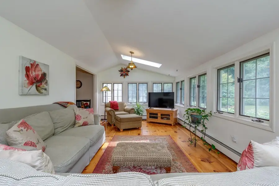 22 Horace Greeley Road, Amherst, NH 03031 - #3