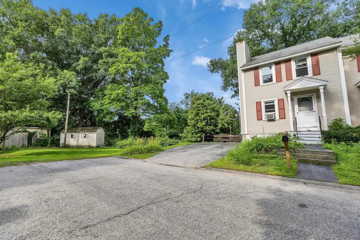44 Emerald Street, Manchester, NH 03103 - #1