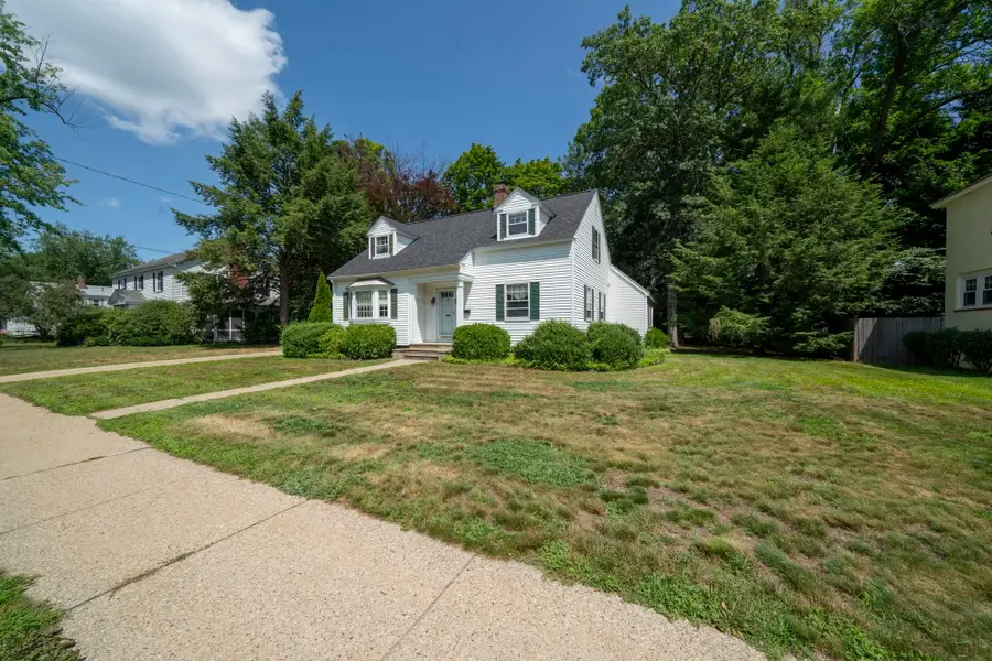 831 Maple Street, Manchester, NH 03104 - #2