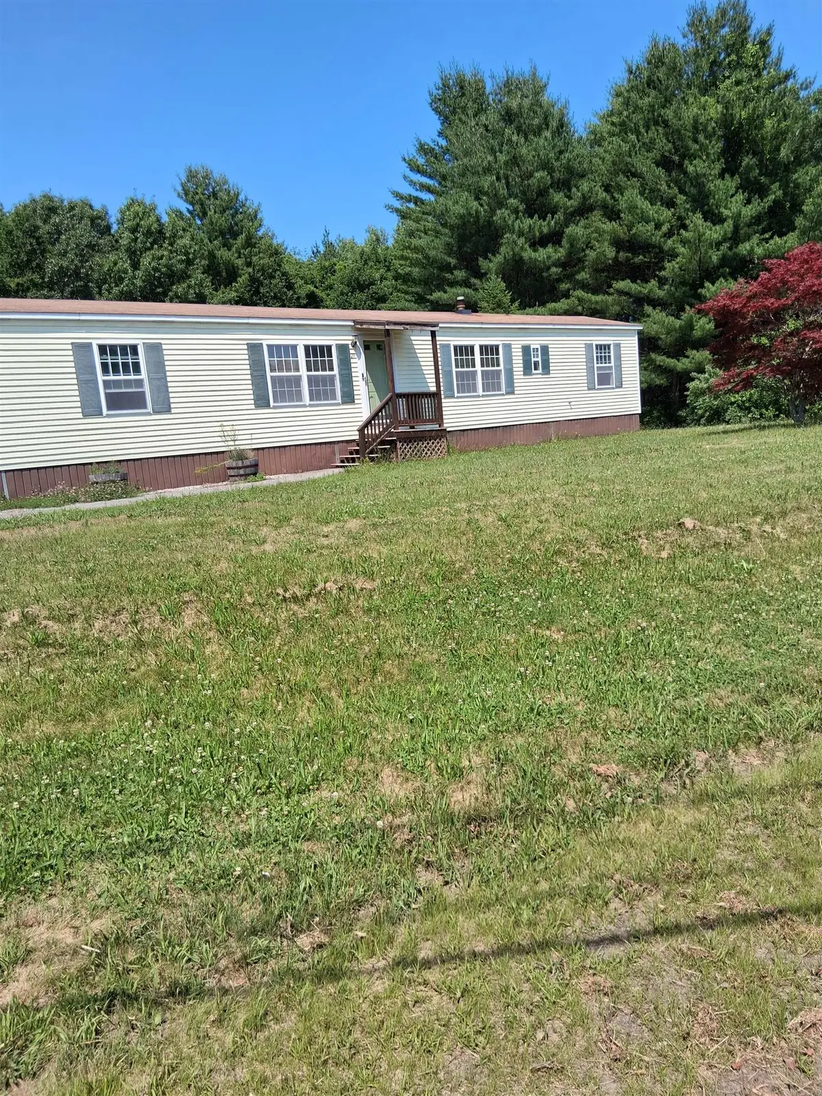 29 Brooks Rd. Extension, Seabrook, NH 03874 - #1