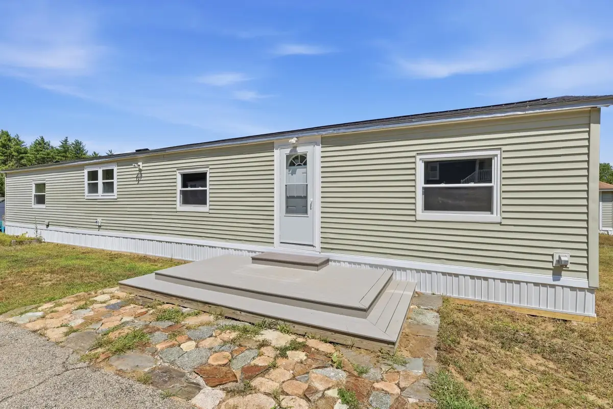 19 Cleo Circle, Rochester, NH 03868 - #1